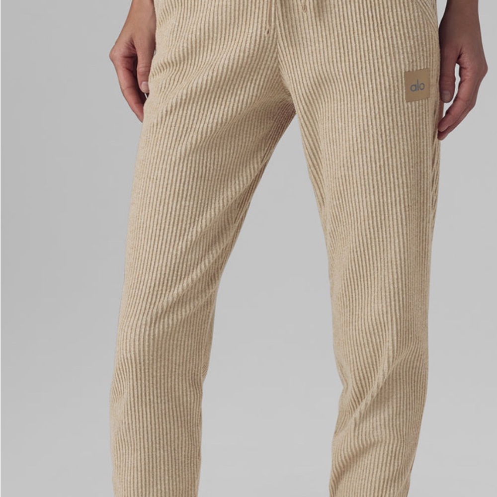 ALO Yoga Muse Sweatpant